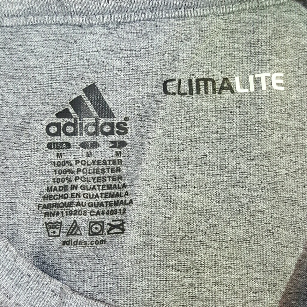 Adidas men gray Climalite sport shirt size M